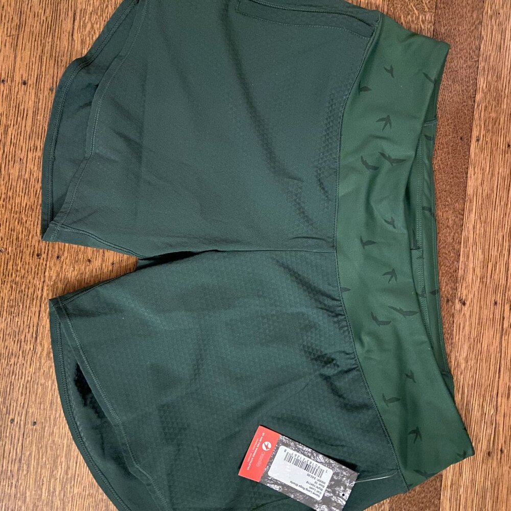 Long Roga Shorts in Lush